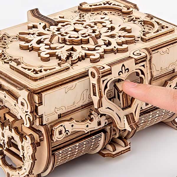Antique Box 3D Wooden Puzzle_Description_3