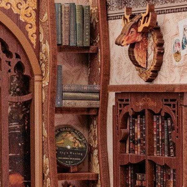 Bookshop Memories Book Nook Miniature Dollhouse_Description_5