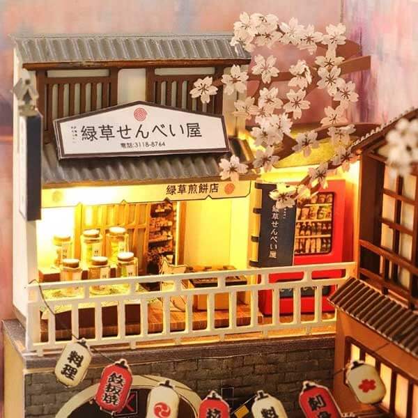 Cherry Blossom Book Nook Miniature Dollhouse_Description_3