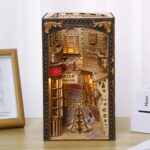 Christmas Diagon Alley Book Nook Miniature Dollhouse_2
