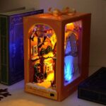 Christmas Gift Theme Book Nook Miniature Dollhouse_3
