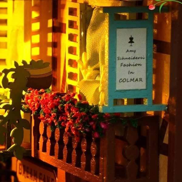 Colmar Town Book Nook Miniature Dollhouse_Description_3