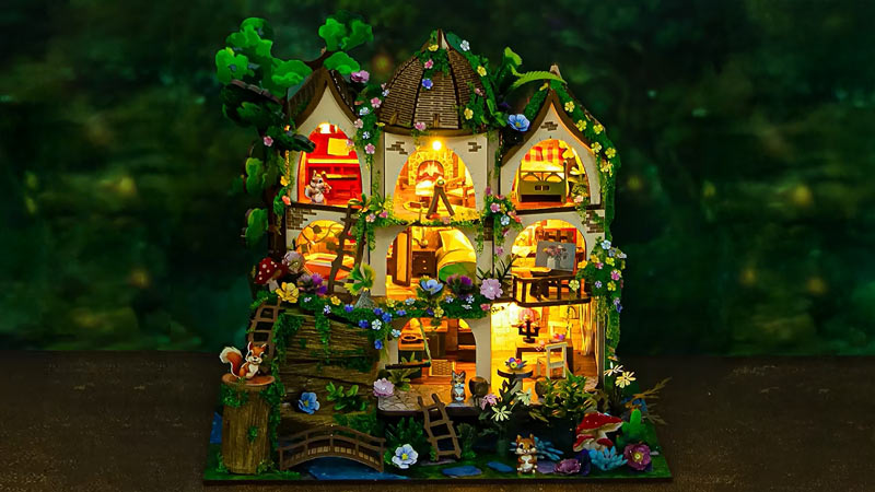 Forest Castle DIY Miniature Dollhouse_Description_1