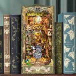 Green Fairyland Book Nook Miniature Dollhouse_3
