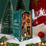 Jingle Cabin Book Nook Miniature Dollhouse_4