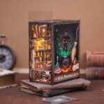 Magic Pharmacist Book Nook Miniature Dollhouse_3