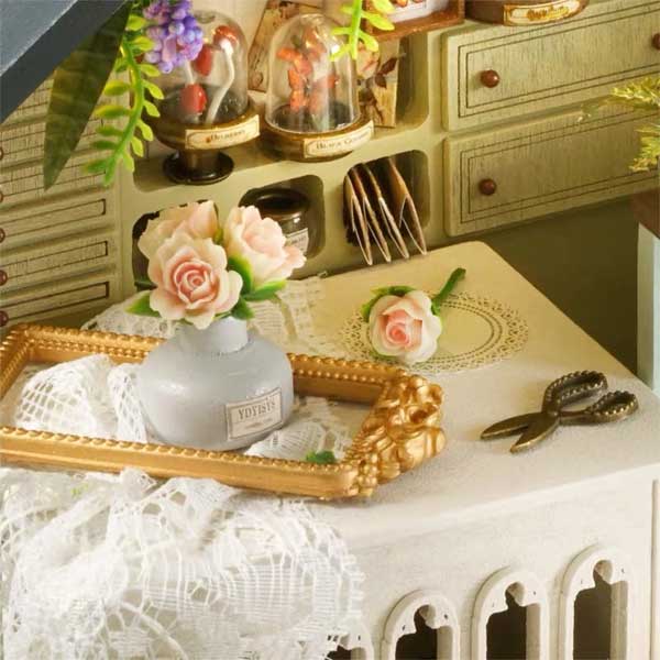 Plants Studio DIY Miniature Dollhouse_Description_2