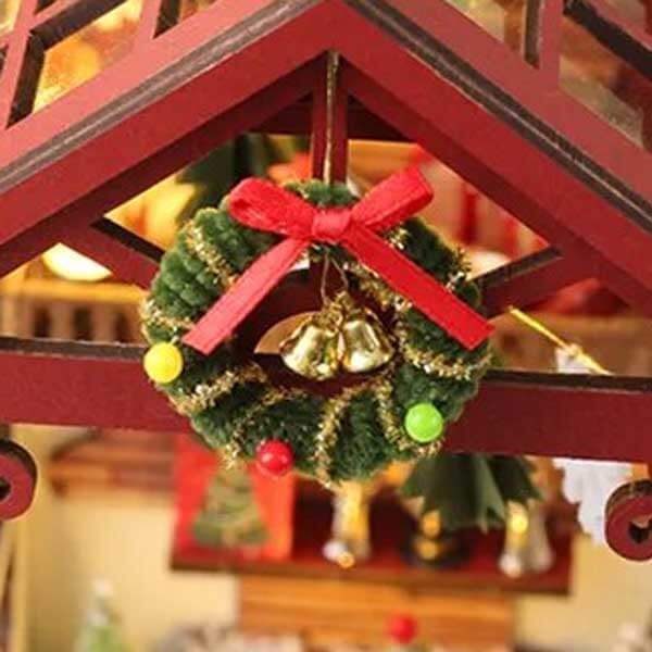 Santa Claus Room Book Nook Miniature Dollhouse_Description_8