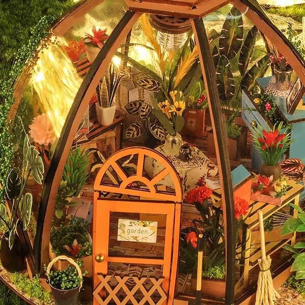 Starry Sky Flower House DIY Miniature Dollhouse_Description_2