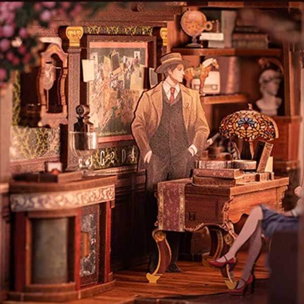 Train Mystery Book Nook Miniature Dollhouse_Description_3